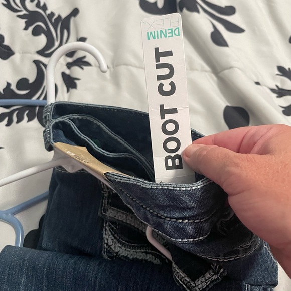 Brand new with tags Maurcies jeans - Picture 2 of 3